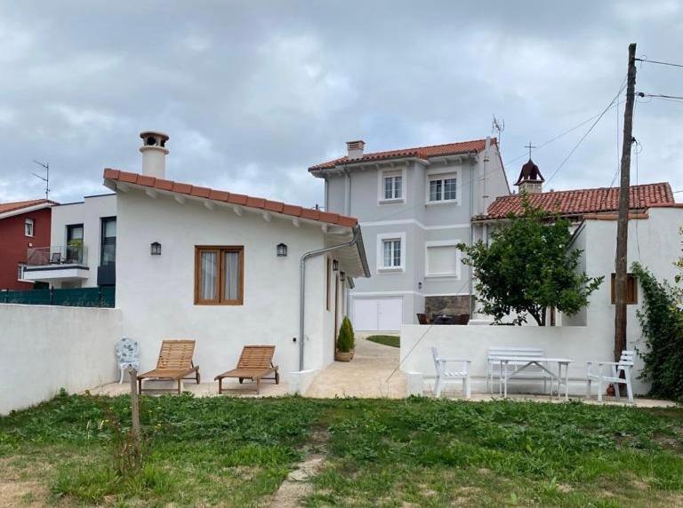 La Casita De El Montan Villa Avilés Exterior foto